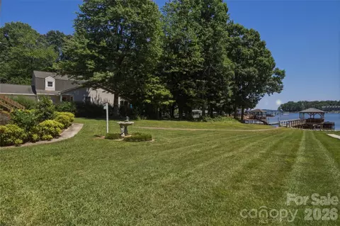Exterior - 8226 Normandy Rd, Denver, NC 28037 photo 2 of 6