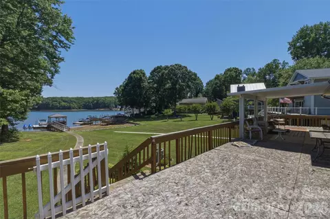 Exterior - 8226 Normandy Rd, Denver, NC 28037 photo 5 of 6