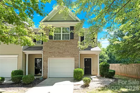 7723 Abigail Glen Dr, Charlotte, NC 28212