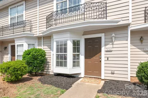 204 Heritage Pkwy, Fort Mill, SC 29715