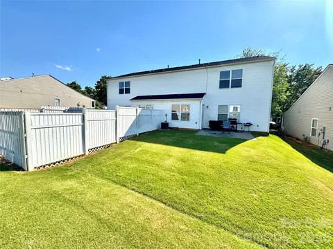 6342 Ziegler Ln, Charlotte, NC 28269