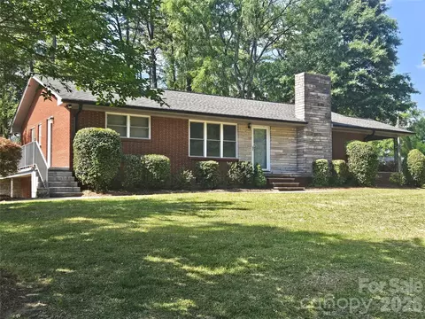 557 Goldmoor Ne Dr NE, Concord, NC 28025