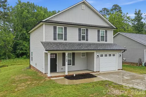 3109 Cochrane Dr, Charlotte, NC 28269