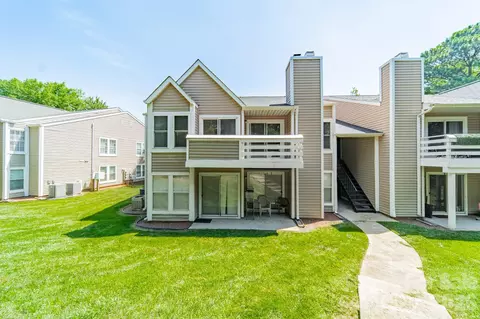 9605 Vinca G Cir #G, Charlotte, NC 28213