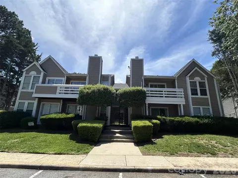 9605 Vinca G Cir #G, Charlotte, NC 28213
