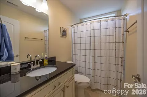 Bath - 101 Towne Pl, Clyde, NC 28721 photo 5 of 5