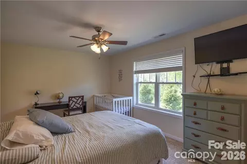 Bedroom - 101 Towne Pl, Clyde, NC 28721 photo 1 of 5