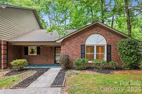 137 Phil Ct, Fort Mill, SC 29715
