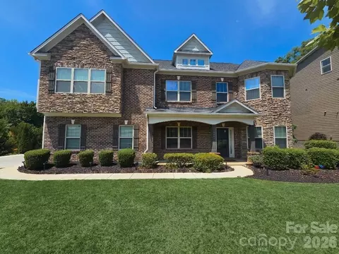 15301 Guthrie Dr, Huntersville, NC 28078