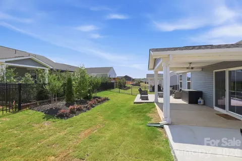 Exterior - 982 Pemberley St, Lancaster, SC 29720 photo 5 of 5