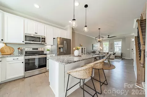 464 Spring Gardens 216 Dr #216, Belmont, NC 28012