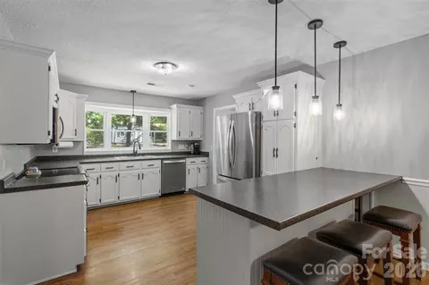 Kitchen - 7795 Old Post Rd, Denver, NC 28037 photo 1 of 3