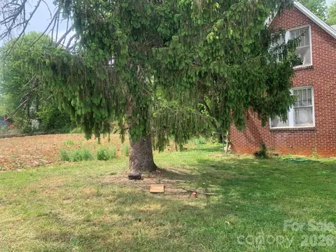 0 E Meeting St, Morganton, NC 28655