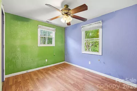 Bedroom - 3383 Thickety Rd, Clyde, NC 28721 photo 1 of 9