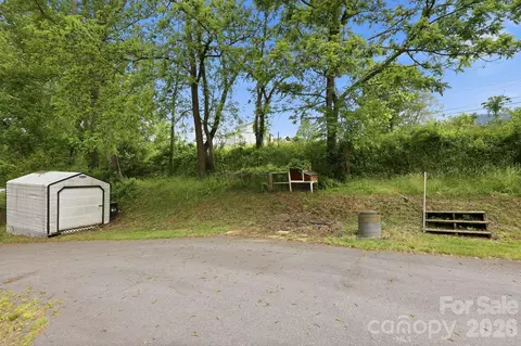 Other - 3383 Thickety Rd, Clyde, NC 28721 photo 4 of 13