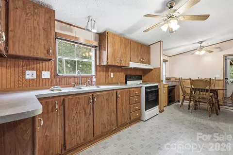 Kitchen - 3383 Thickety Rd, Clyde, NC 28721 photo 7 of 8