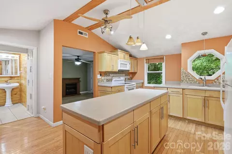 Kitchen - 3383 Thickety Rd, Clyde, NC 28721 photo 2 of 8