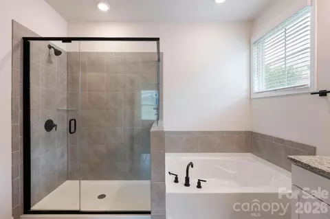 Bath - 4229 Millstream Rd, Denver, NC 28037 photo 1 of 1