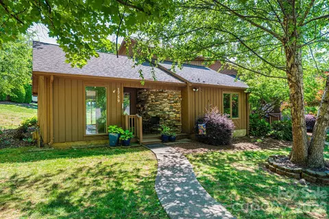 1759 12th Ne St NE, Hickory, NC 28601