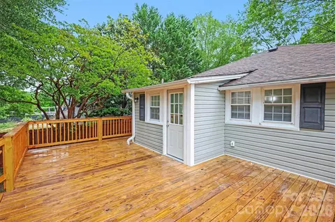Exterior - 303 E 10th St, Kannapolis, NC 28083 photo 3 of 4
