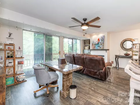 9630 Old Gate Dr, Matthews, NC 28105