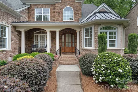 195 Birdie Dr, Stanley, NC 28164