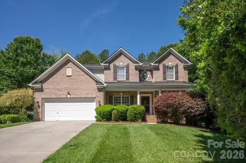 2504 Korbel Ct, Waxhaw, NC 28173