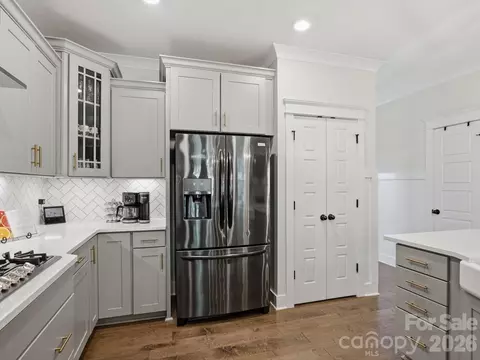 Kitchen - 1112 Baldwin Dr, Lancaster, SC 29720 photo 4 of 5