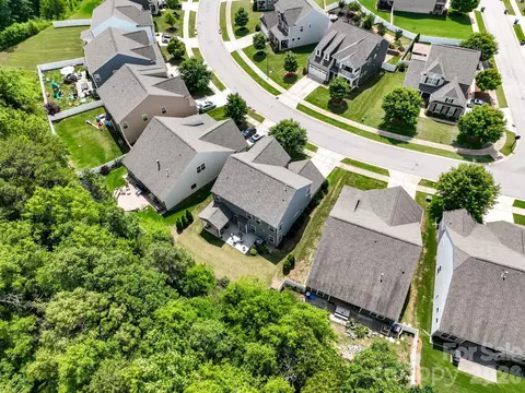 View/Area - 1112 Baldwin Dr, Lancaster, SC 29720 photo 2 of 4