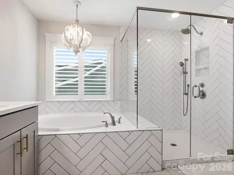 Bath - 1112 Baldwin Dr, Lancaster, SC 29720 photo 1 of 5
