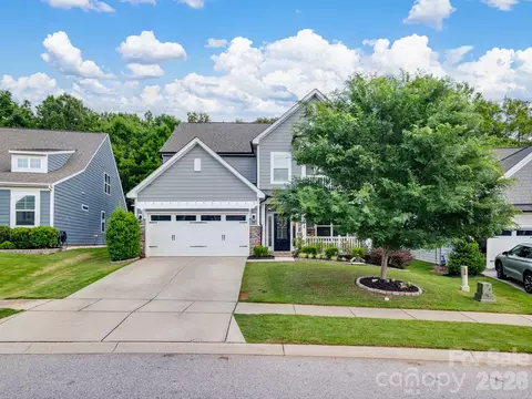 Exterior - 1112 Baldwin Dr, Lancaster, SC 29720 photo 3 of 9
