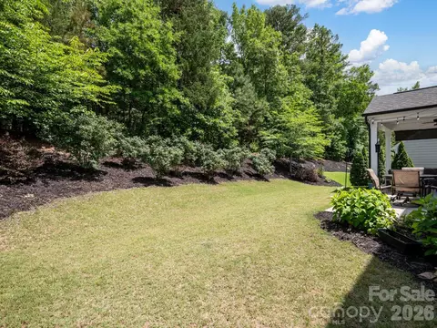 Exterior - 1112 Baldwin Dr, Lancaster, SC 29720 photo 7 of 9
