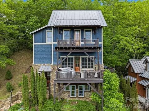 95 Breakaway Trl, Mars Hill, NC 28754