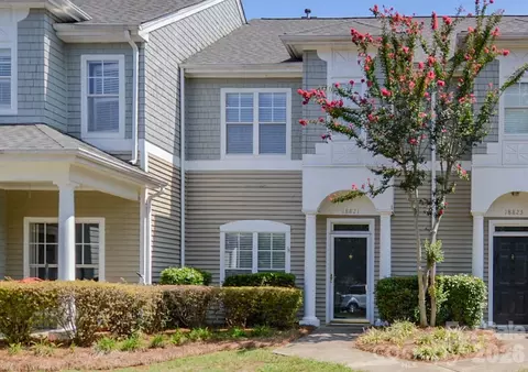 18821 Silver Quay Dr, Cornelius, NC 28031