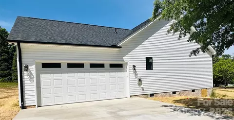 Other - 417 E 2nd St, Faith, NC 28041 photo 2 of 7