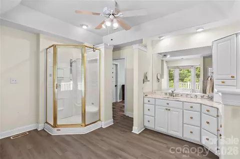 Bath - 711 Spring Pointe Dr, Stony Point, NC 28678 photo 3 of 4