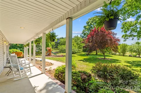 Exterior - 711 Spring Pointe Dr, Stony Point, NC 28678 photo 2 of 5