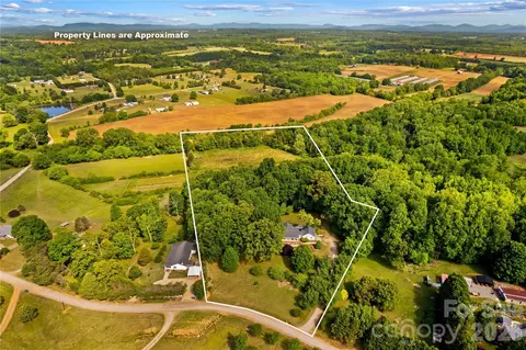 View/Area - 711 Spring Pointe Dr, Stony Point, NC 28678 photo 1 of 2