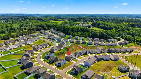 View/Area - 3976 Ashton Nw Dr NW, Conover, NC 28613 photo 5 of 8
