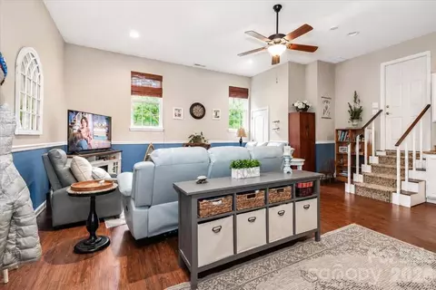 Entry Way - 6803 Lowesville Ln, Stanley, NC 28164 photo 2 of 2