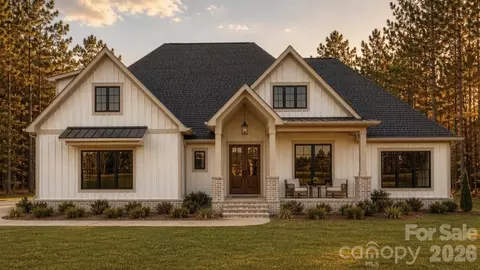 111 Rutledge Rd, Mount Holly, NC 28120