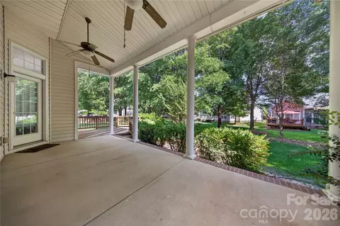 Exterior - 533 Fair Oaks Dr, Fort Mill, SC 29708 photo 3 of 7