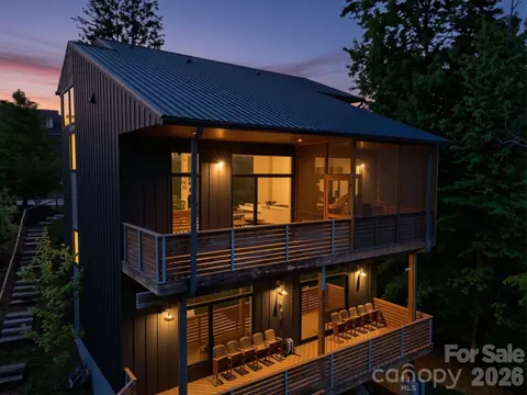 40 Malvern Walk, Asheville, NC 28806