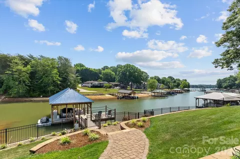 176 Hazelton 13 Loop #13, Mooresville, NC 28117
