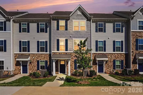 1414 Newell Towns Ln, Charlotte, NC 28262