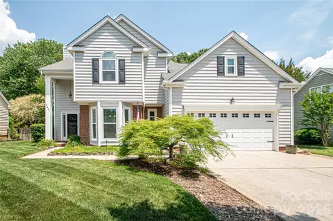 9301 Hanworth Trace Dr, Charlotte, NC 28277