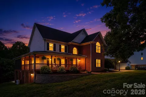 4616 20th Street Ne Pl NE, Hickory, NC 28601