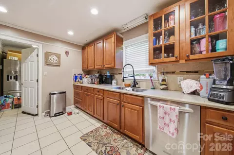 Other - 970 23rd Ne Ave NE, Hickory, NC 28601 photo 6 of 17