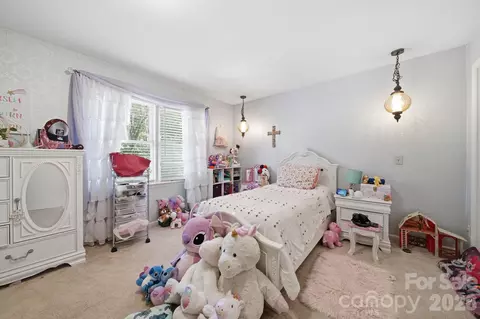 Bedroom - 970 23rd Ne Ave NE, Hickory, NC 28601 photo 9 of 10