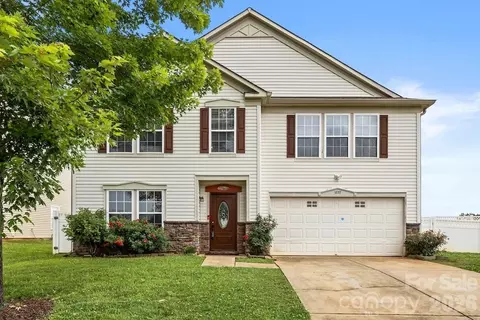 3272 Table Rock Dr, Gastonia, NC 28052